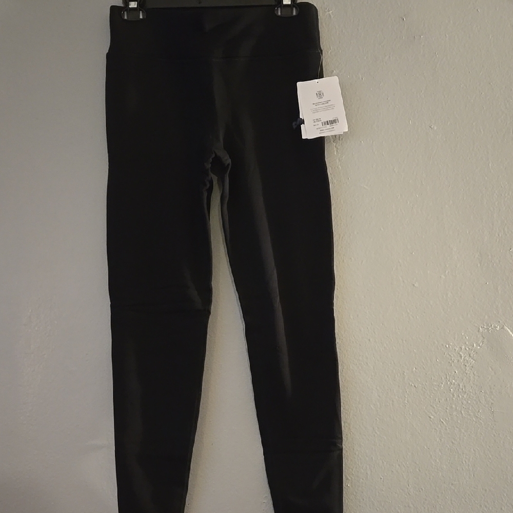 Athleta Black Leggings with Stretchy Fabric and Streamlined Design